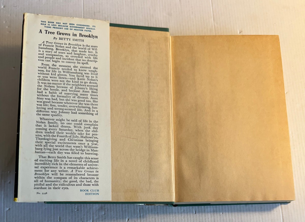 A Tree Grows in Brooklyn Betty Smith HCDJ 1943 Book Club Edition Very Good