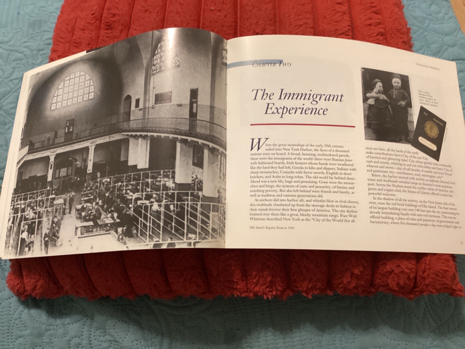 ELLIS ISLAND, OFFICIAL SOUVENIR GUIDE, 40 PAGES by B. COLIN HAMBLIN/FREE P & H