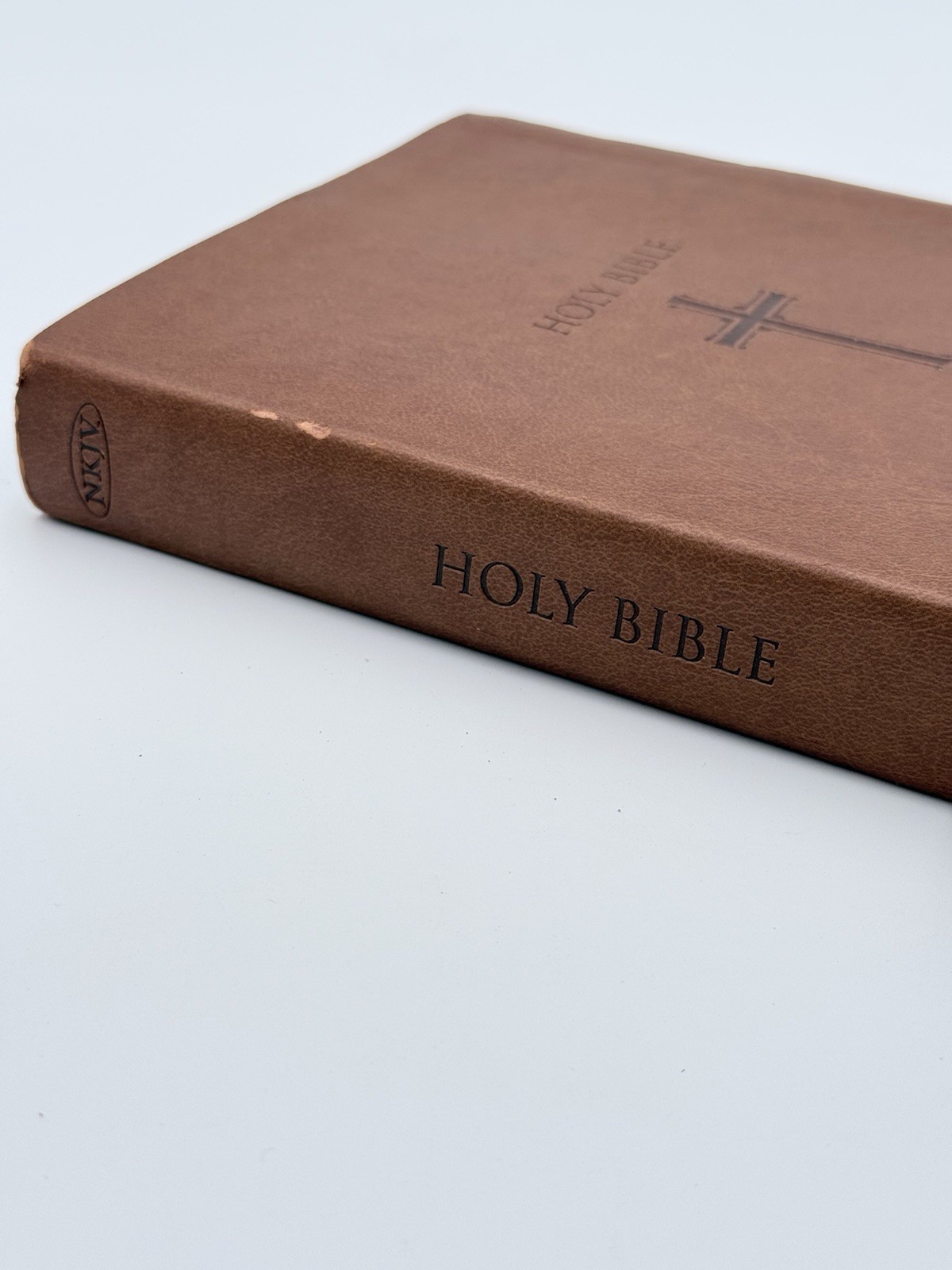 NKJV HOLY BIBLE SUPER GIANT PRINT EDITION REFERENCES RED LETTER LEATHER T NELSON