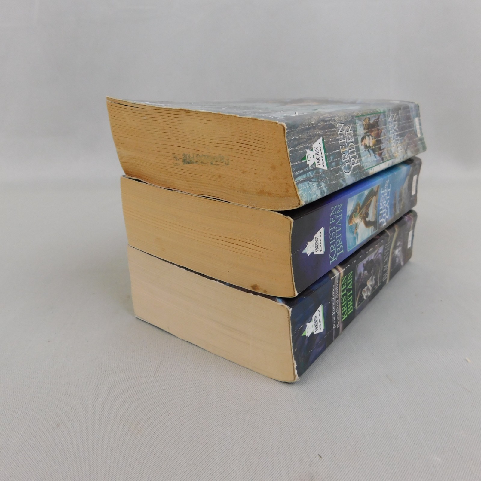 3pc Book Lot Kristen Britain Green Rider Series Paperback Novels #2048