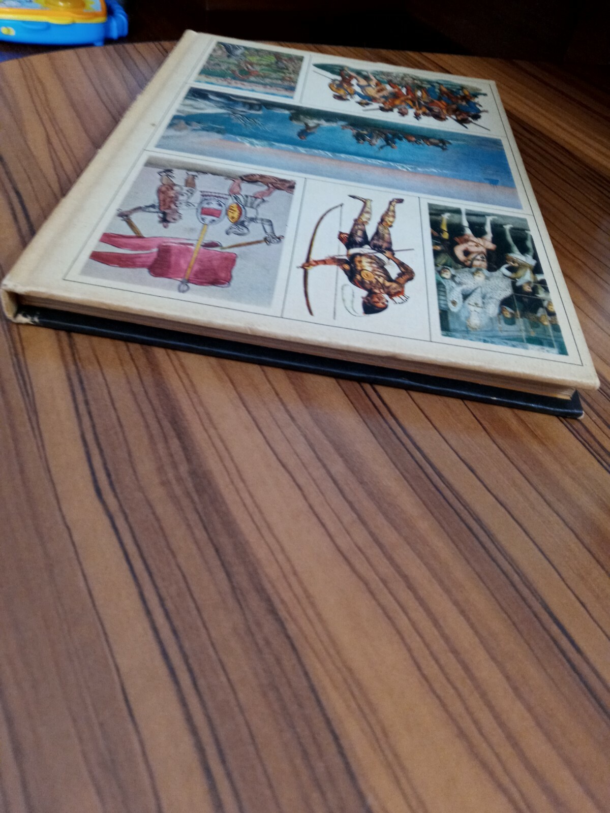 Volume 1 of the AMERICAN HERITAGE The New World 1963 Dell