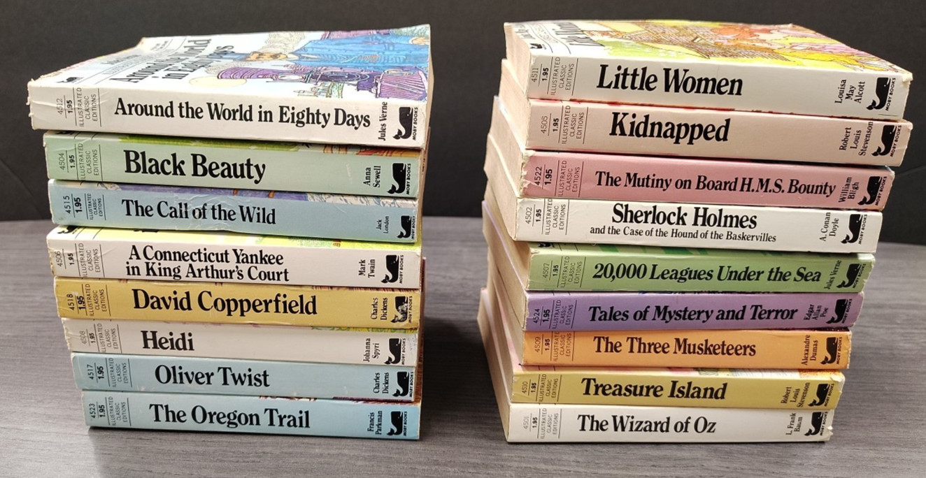 Vintage Moby Books Lot of 17 Illustrated Classic Editions Mini Paperbacks