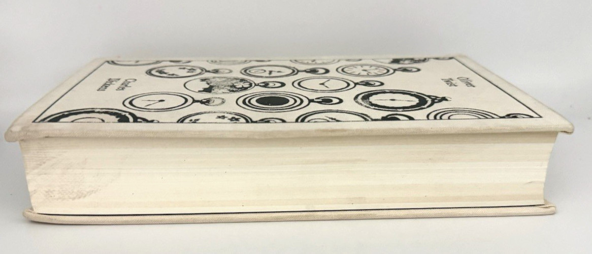 Oliver Twist by Charles Dickens (Penguin Clothbound Classics)