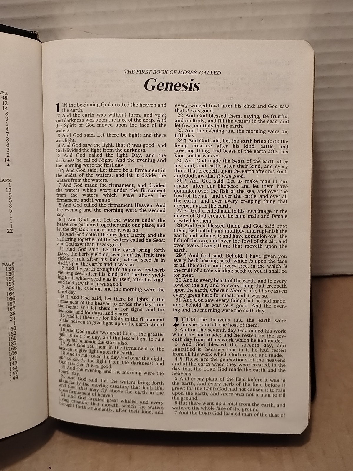 Holy Bible : King James Version – Black Bonded Leather – Red Letter Edition
