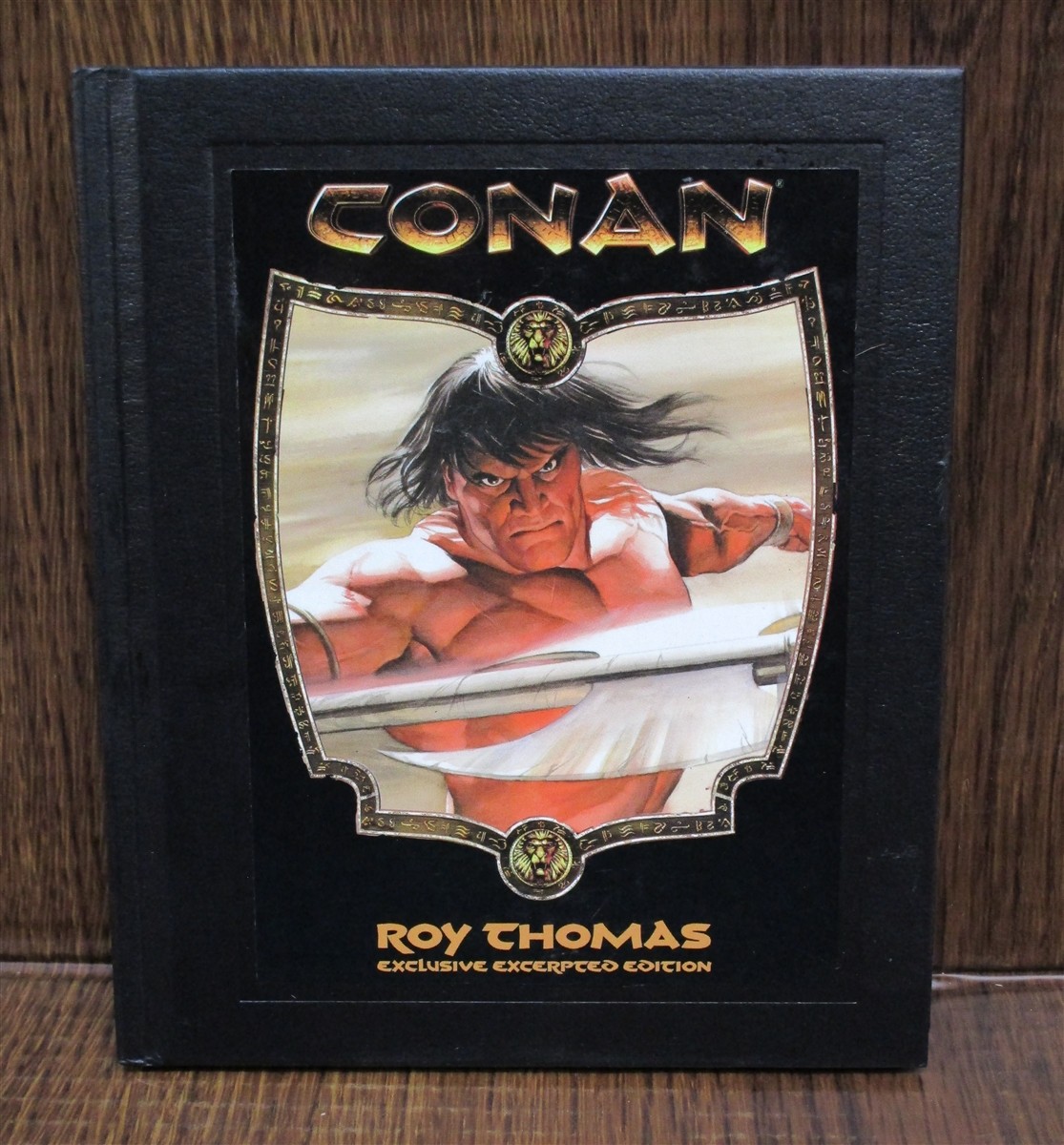 BOOK Conan by Roy Thomas Exclusive Edition graphical NEW