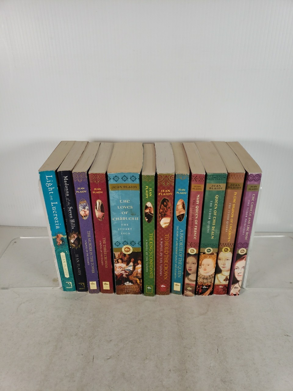Jean Plaidy (12 Book Lot – All Paperback) the Borgias, Stuart Saga, The Tudors