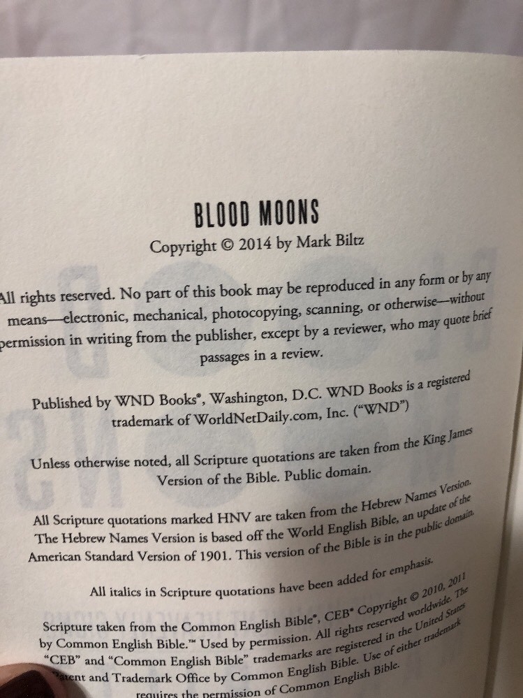 Blood Moons : Decoding the Imminent Heavenly Signs by Mark Biltz