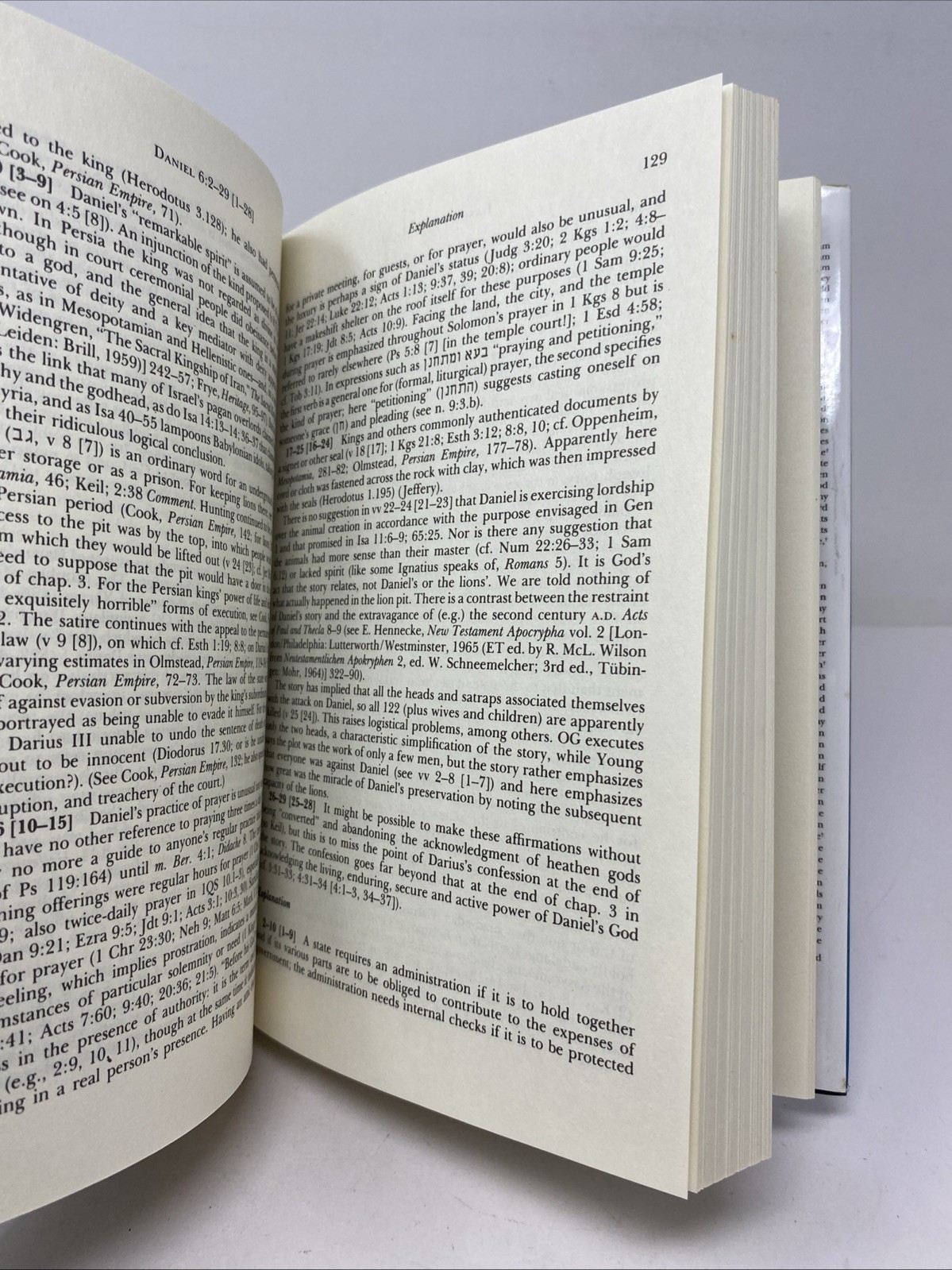 Daniel — Word Biblical Commentary Vol 30 Hardcover 1989 Goldingay Unmarked Pages