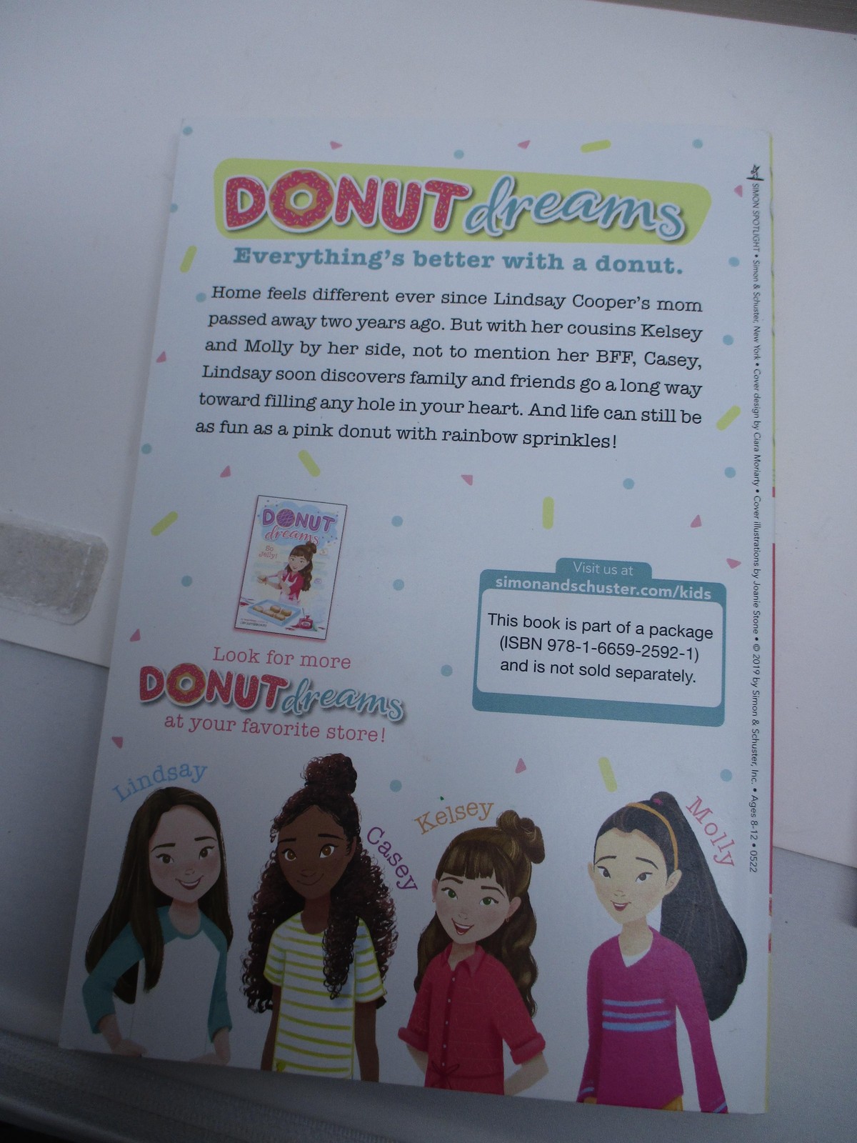 Donut Dreams 8-Book Paperback Set Coco Simon Spotlight Friendship Multicolor