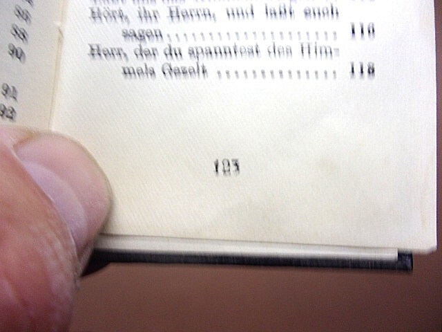 Vintage 1950’s Deutsche Volkslieder German Folksongs 123 pages 2 1/2″ x 3 3/4″