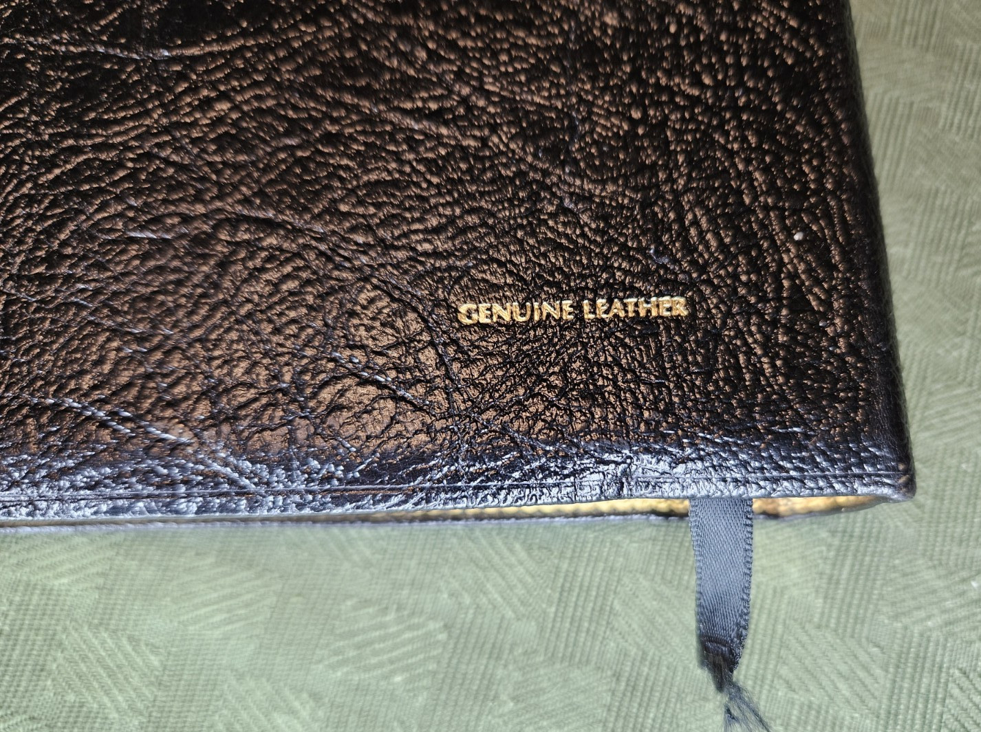 KJV – LARGE Print Reference Holy Bible, Black Genuine Leather, World 956C