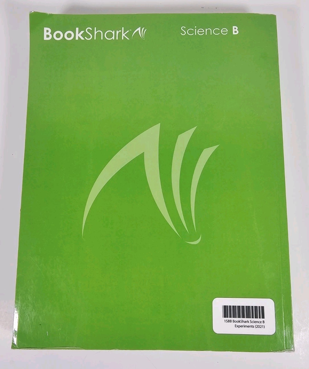 Book Shark SCIENCE EXPERIMENTS LEVEL B, Standards Based 2021 softcover Very Good