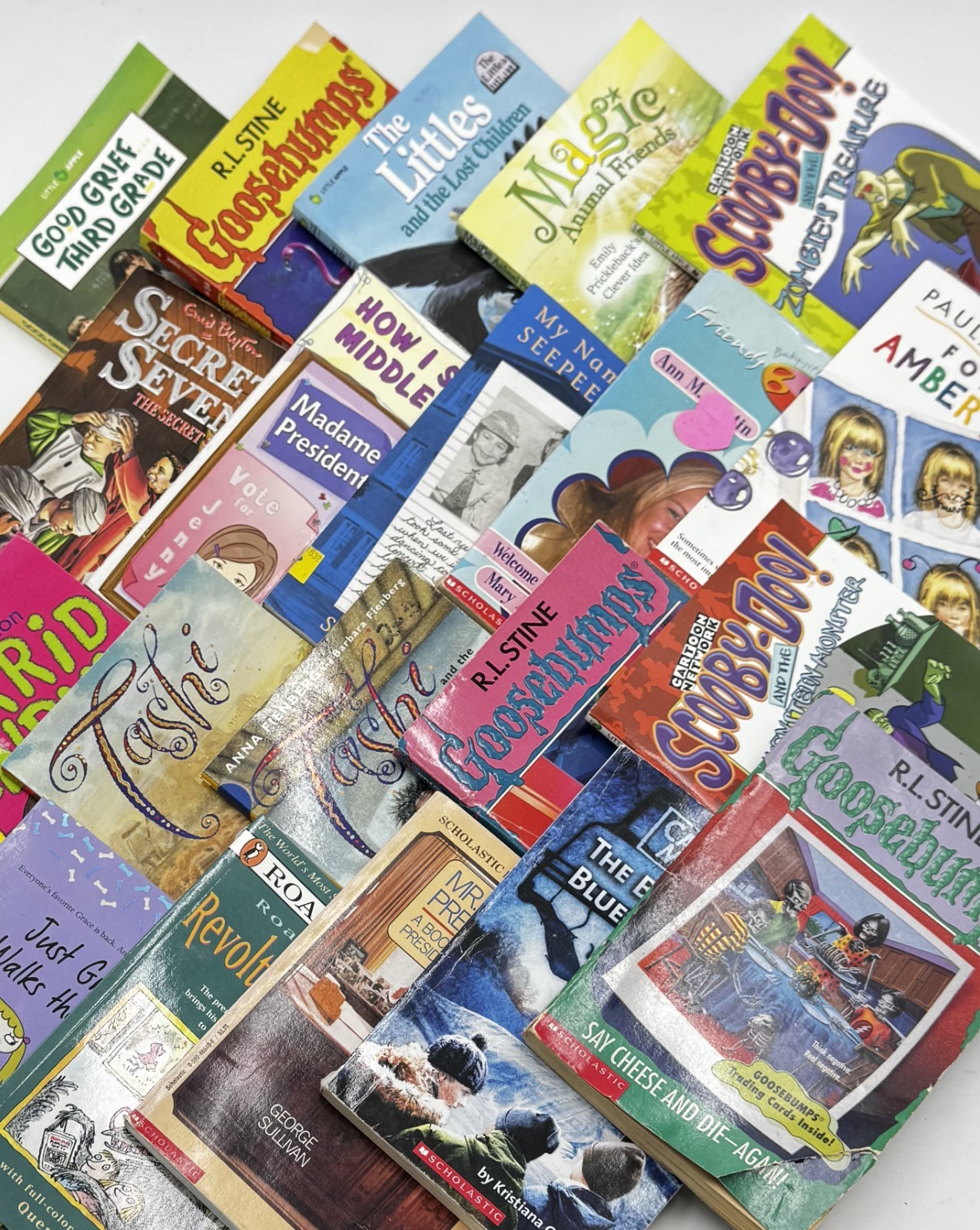 Bulk/Huge Lot of 50 of Children’s Kids Chapter Books – Random – Free Shipping!