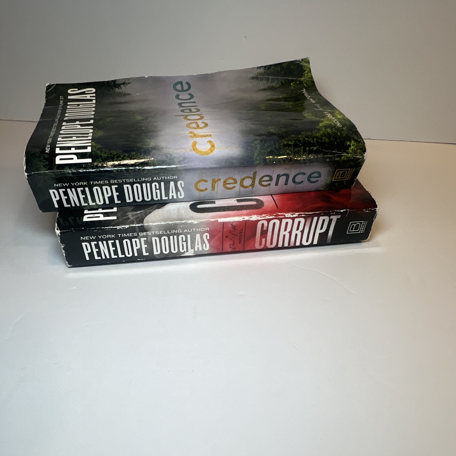 Penelope Douglas Credence & Corrupt PB 2-Book Set Devil’s Night Bonus Berkley