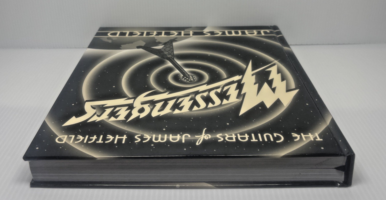 Messengers The Guitars of James Hetfield, Hardcover Metallica Missing Dustpage