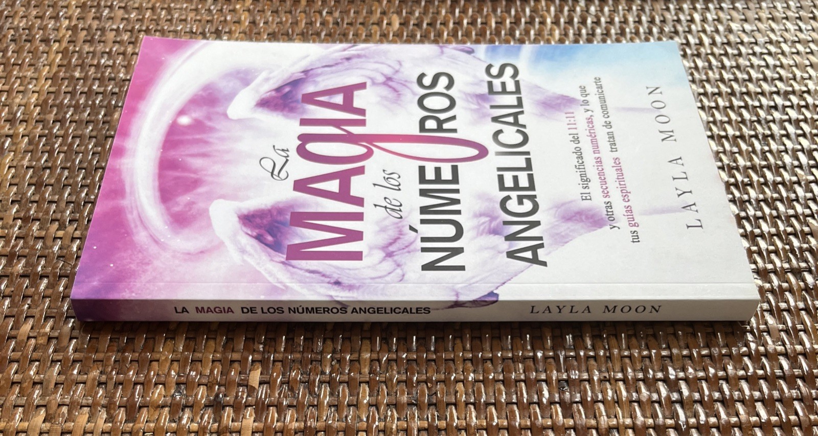Layla Moon Books – Lot Of 3 – Paperback – Números Angelicales- El Único Libro –