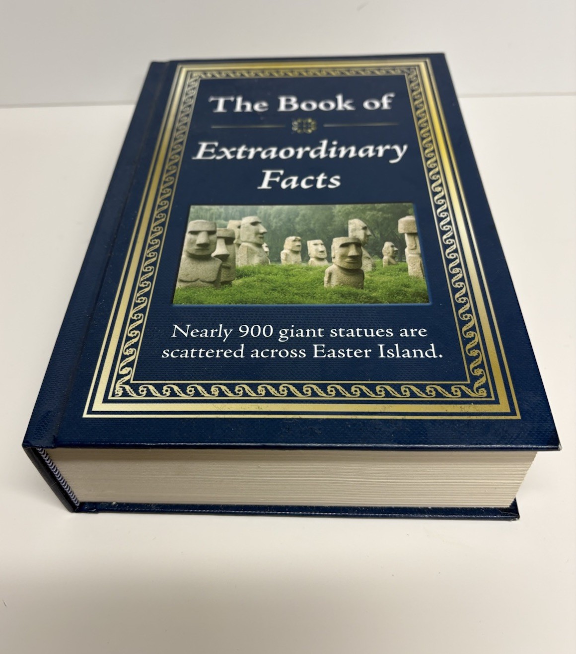 Hardcover Book Of Extraordinary Facts 704 Pages Of Trivia Facts