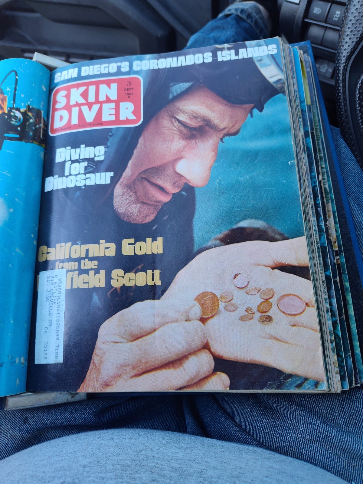 1969 Complete Set/Year of 12 Skin Diver Magazine In Official Binder Nice!!!