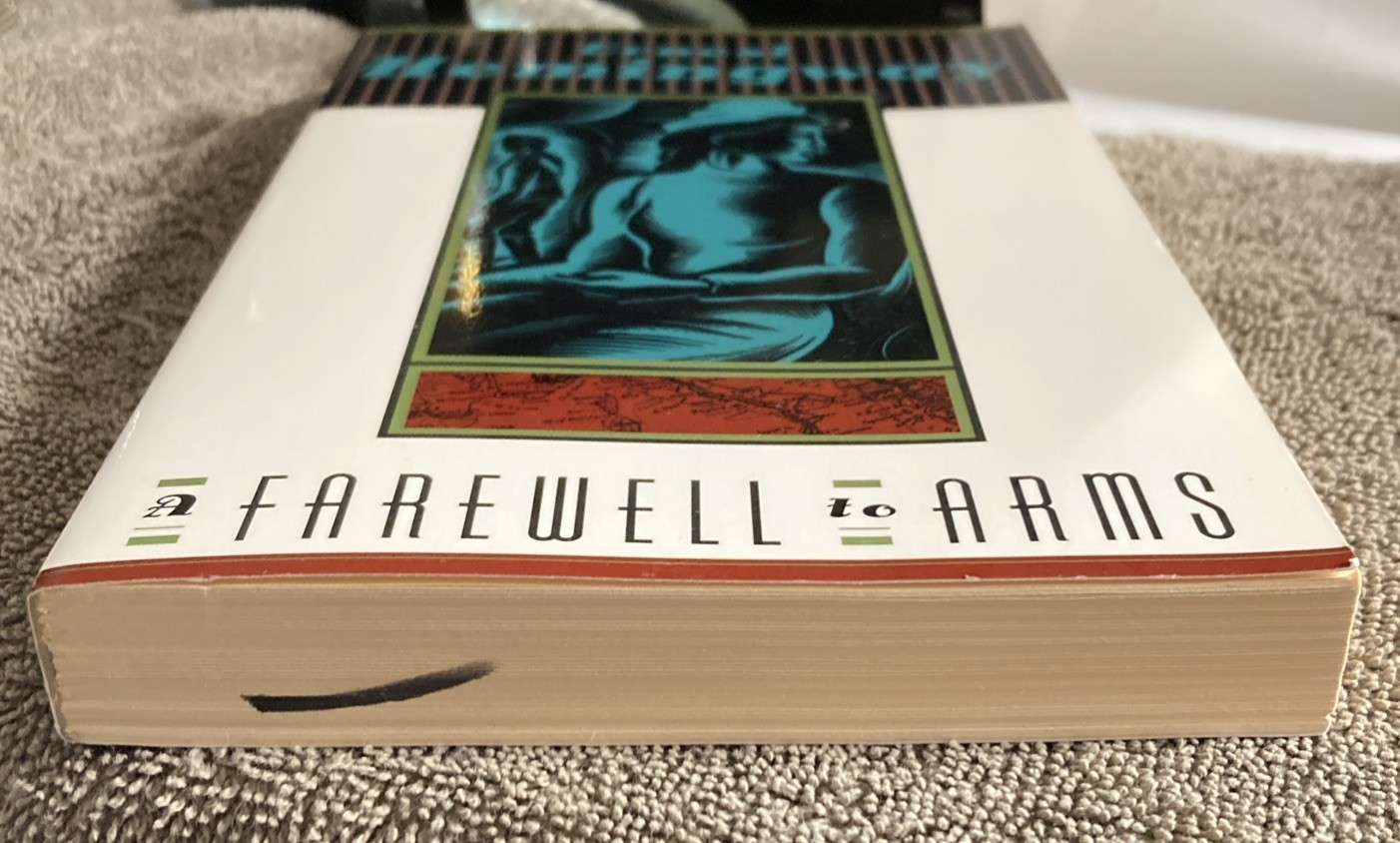 A Farewell To Arms,Ernest Heminway, TPB,2003