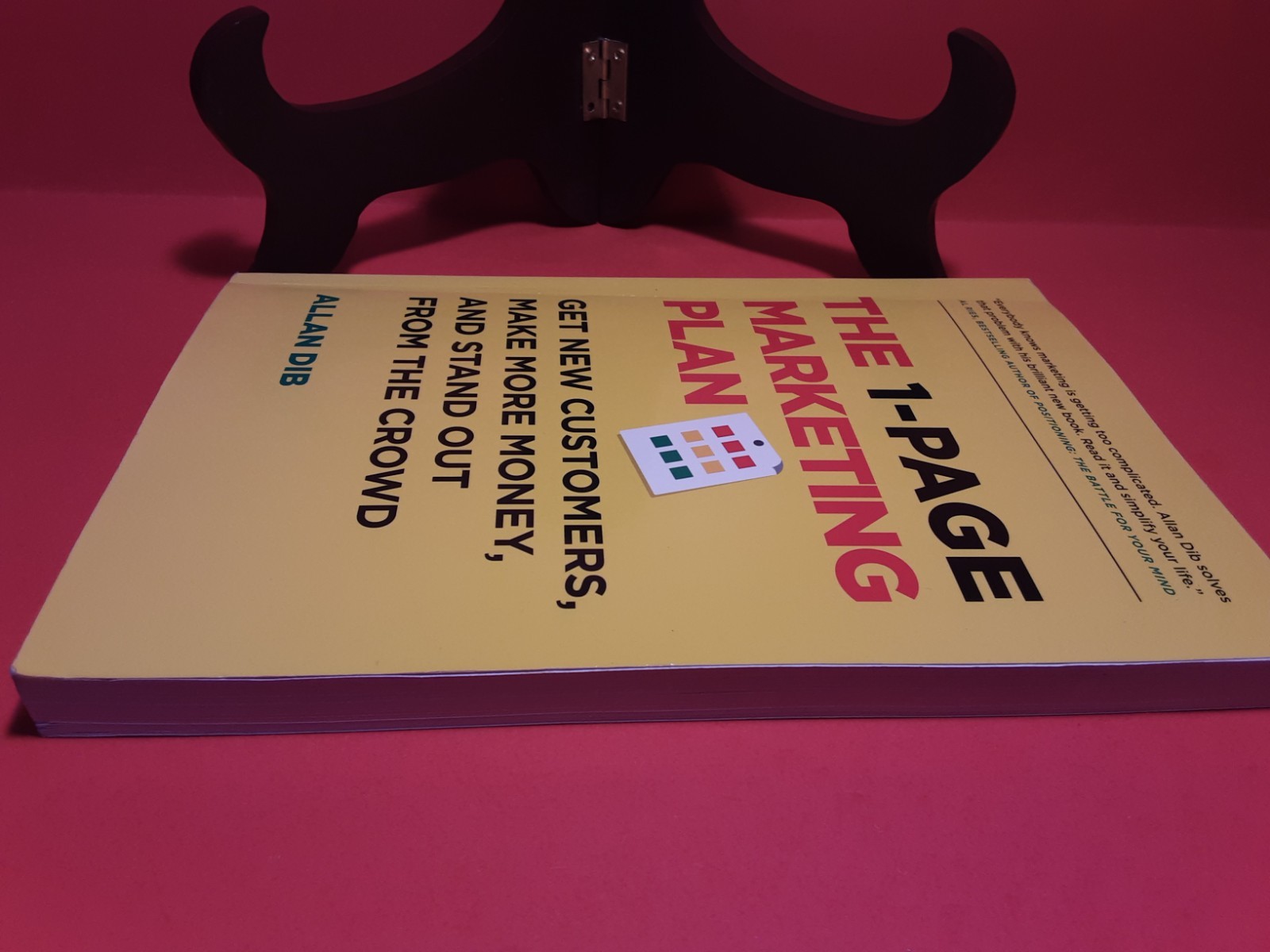 The 1-Page Marketing Plan Allan Dib 2018 Paperback Business/Finance VG