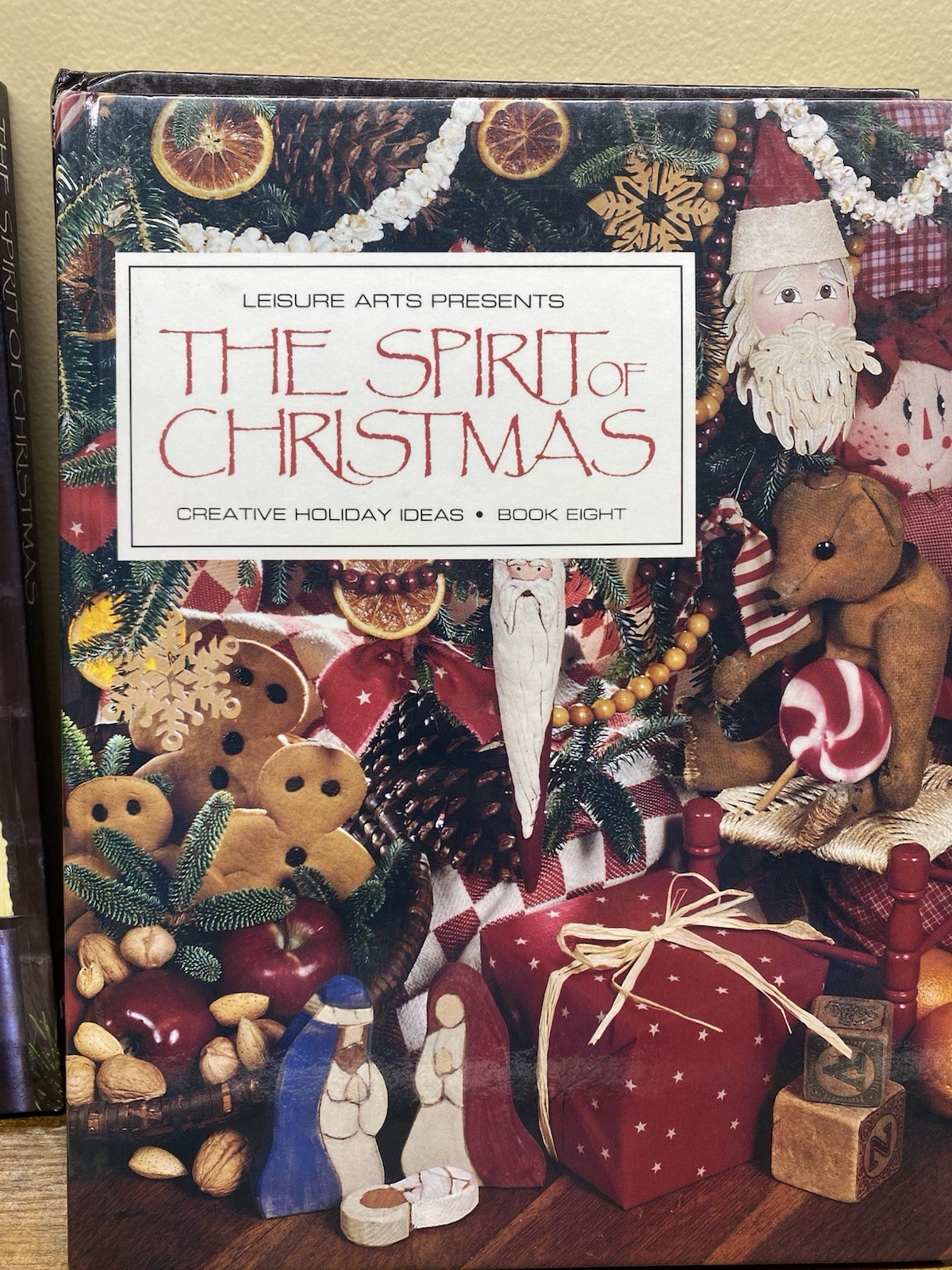 The Spirit of Christmas & Holidays Remembered by Leisure Arts Lot Of 6 Books