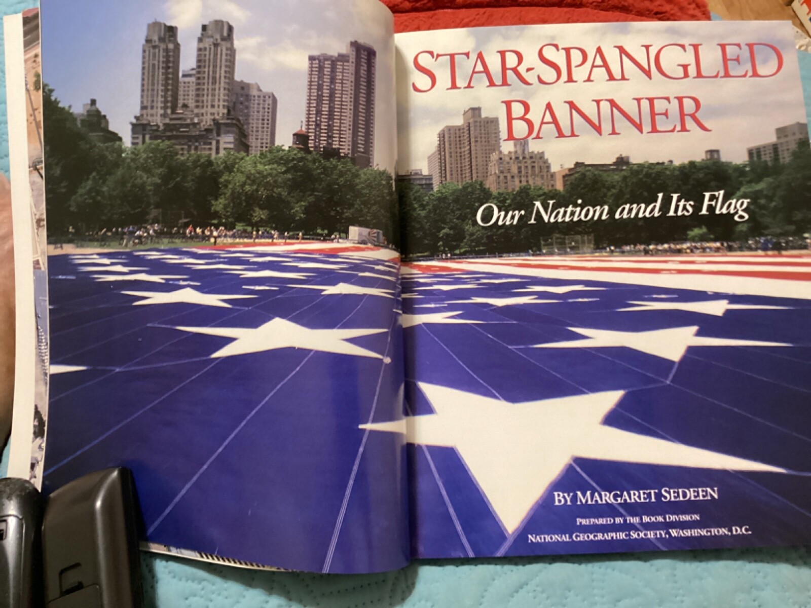 STAR-SPANGLED BANNER SOFTCOVER BOOK/ NATIONAL GEOGRAPHIC,232 PAGES/FREE POSTAGE!