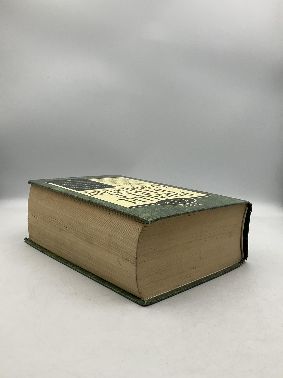 The KJV Parallel Bible Commentary Edward E. Hindson Thomas Nelson HC 1994 Green
