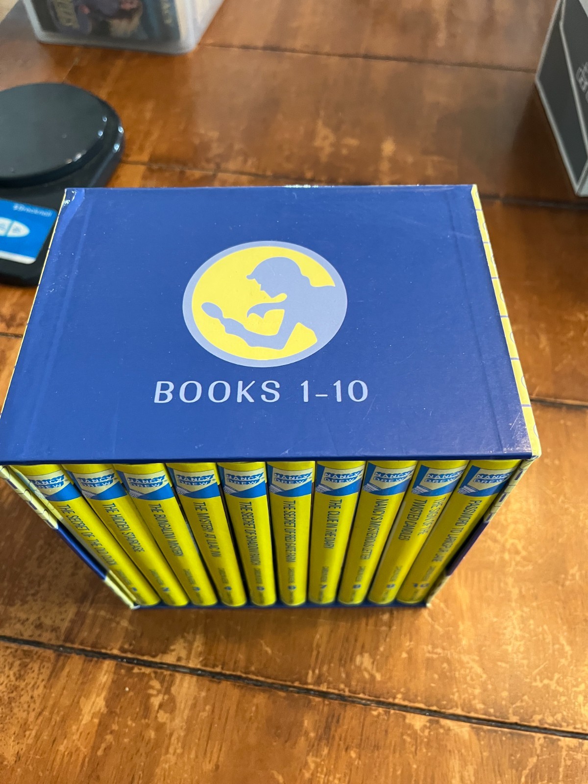 NANCY DREW COLLECTION – BOOKS 1-10 IN BOX – LIKE NEW