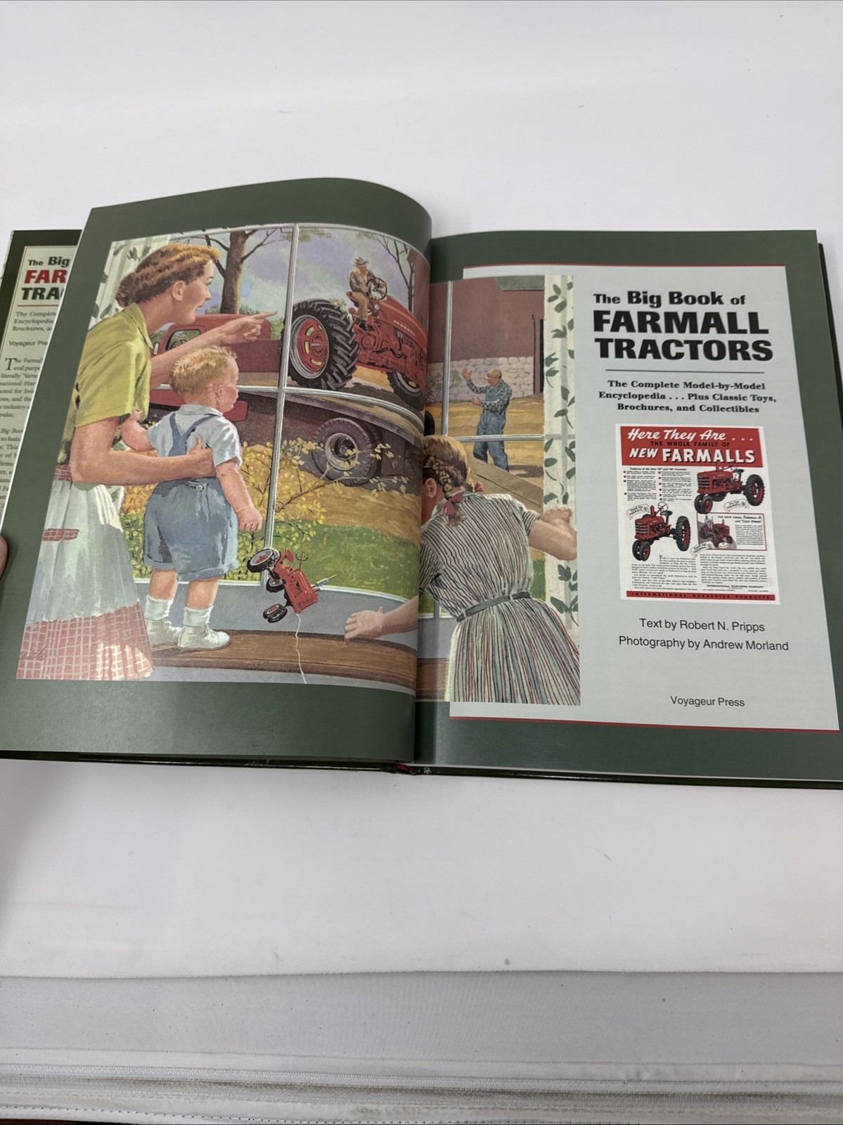 The Big Book of Farmall Tractors by Robert Pripps 2003 HC DJ Model Encyclopedia