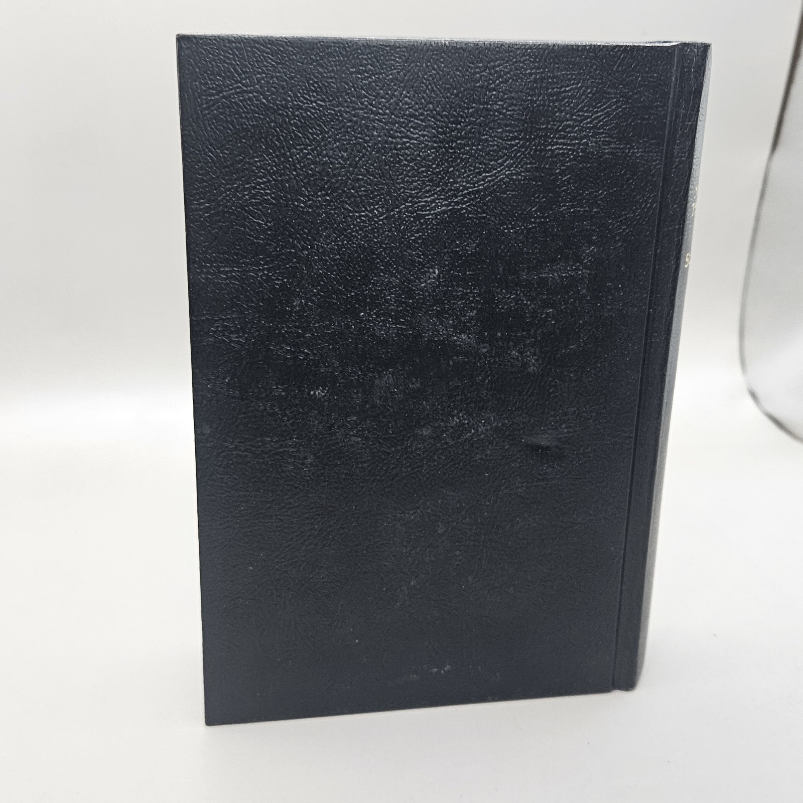 New World Translation of the Holy Scriptures Jehovah JW Bible 1984 Watch Tower