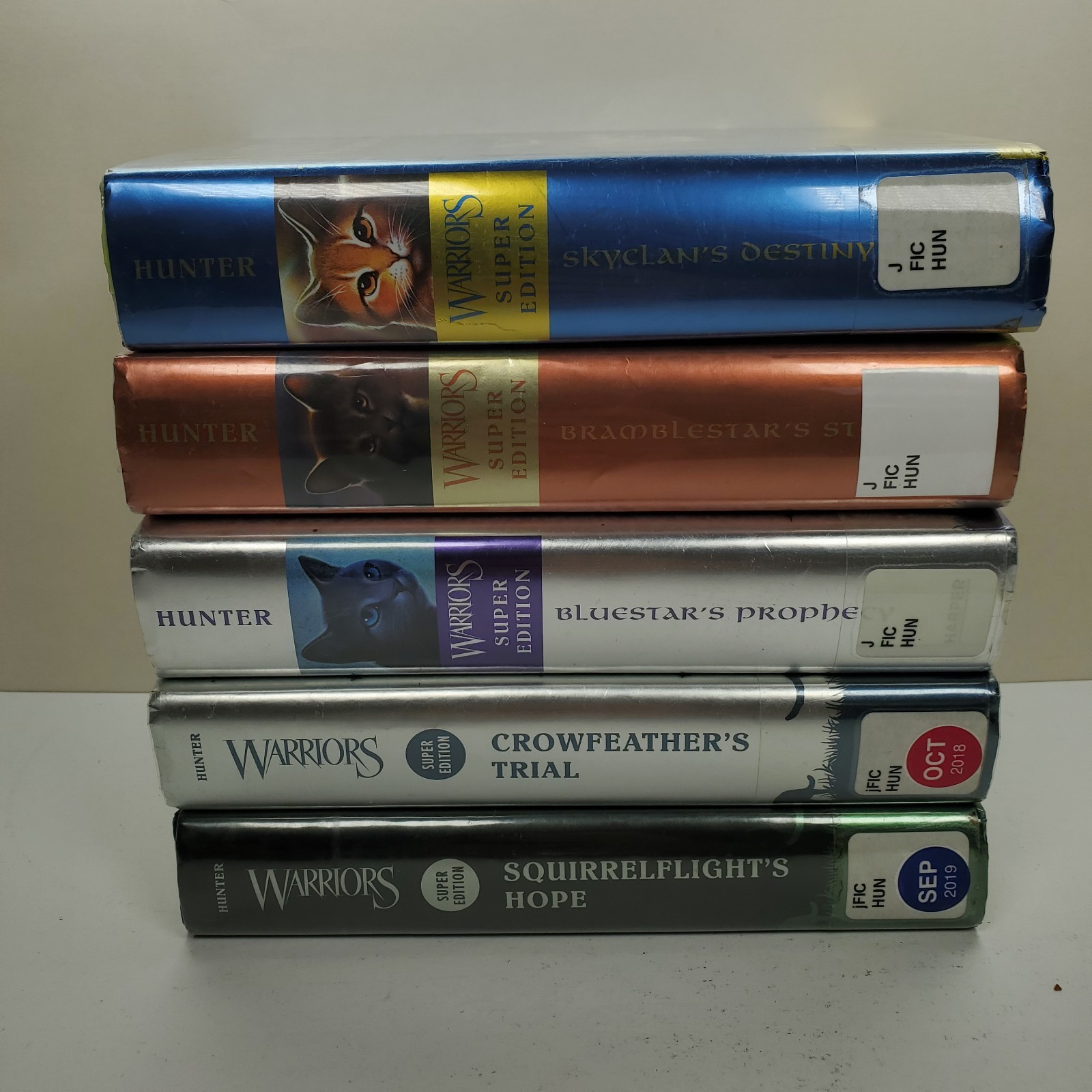 Lot 5 Erin Hunter Books Super Editions Hardcover Warriors Set