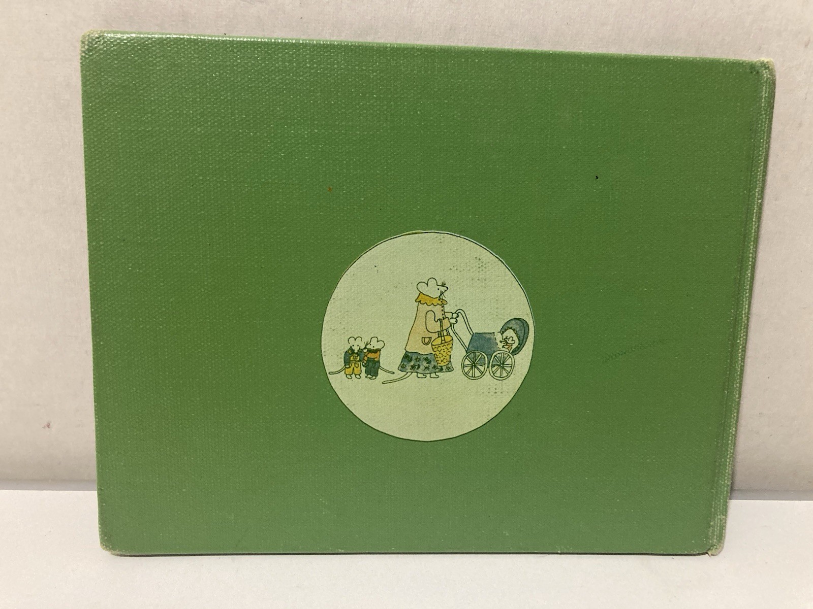 Pippin and Pod by Michelle Cartlidge rare HC by Pantheon Books 1978 Ex-Library