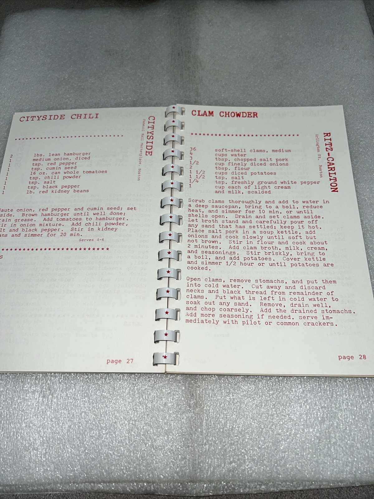 Vintage 1978 Faneul Hall Marketplace Boston`s Best Recipes! 83 Pages T39