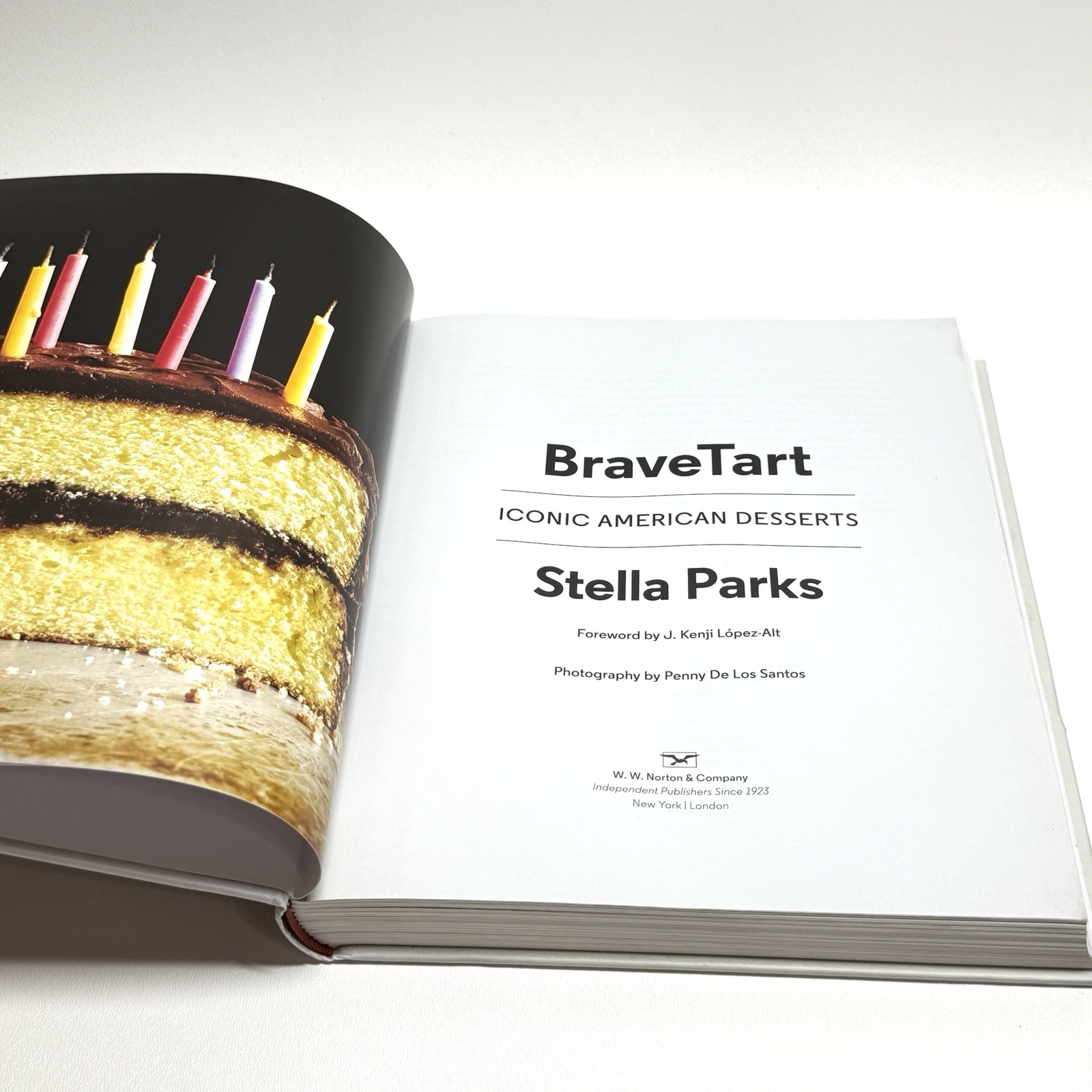 BraveTart: Iconic American Desserts -Stella Parks – Good, Hardcover, Pre-Owned