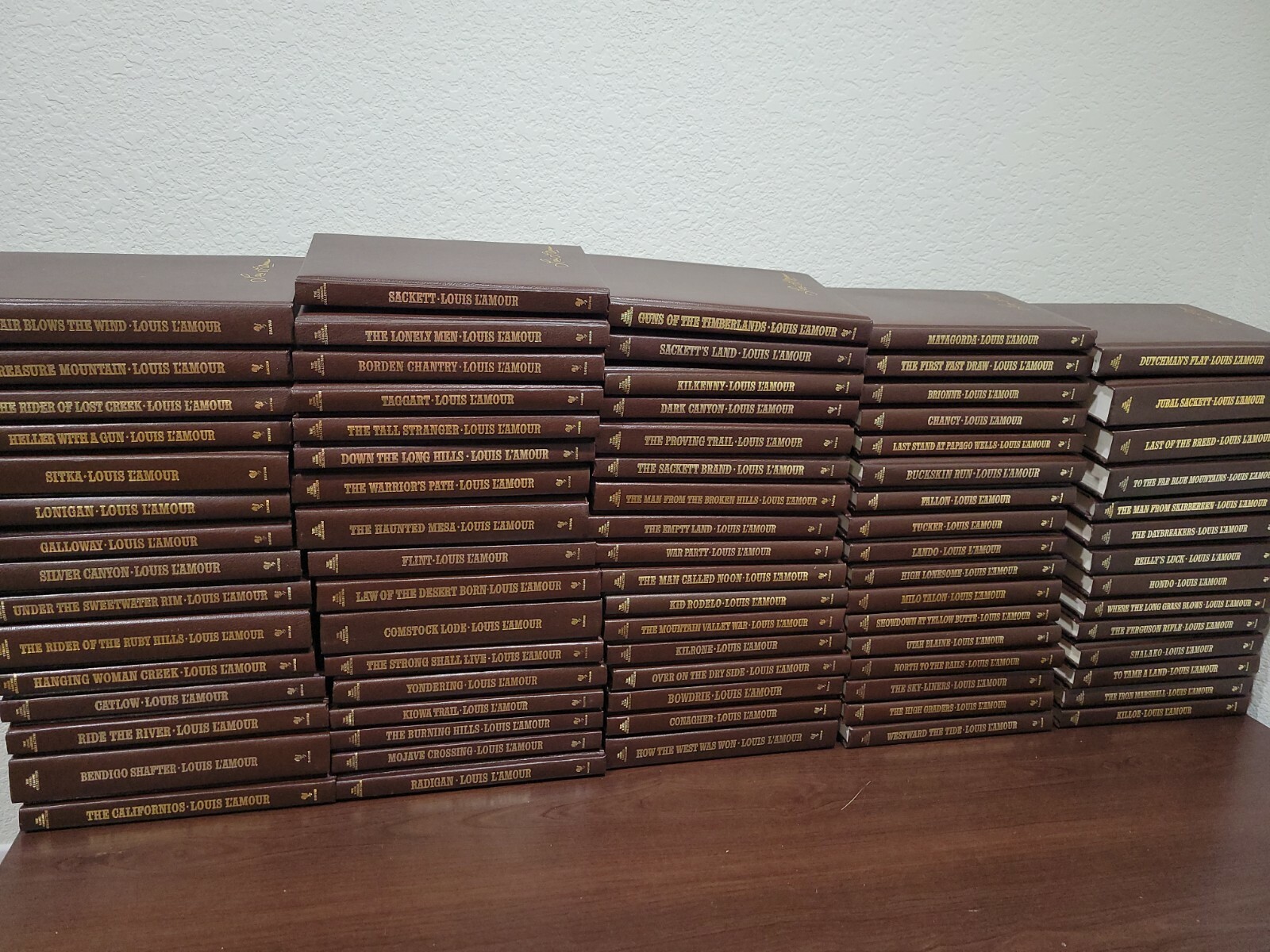 LOUIS L’AMOUR LEATHERETTE BOOKS *You choose from drop down *updated titles 9/11