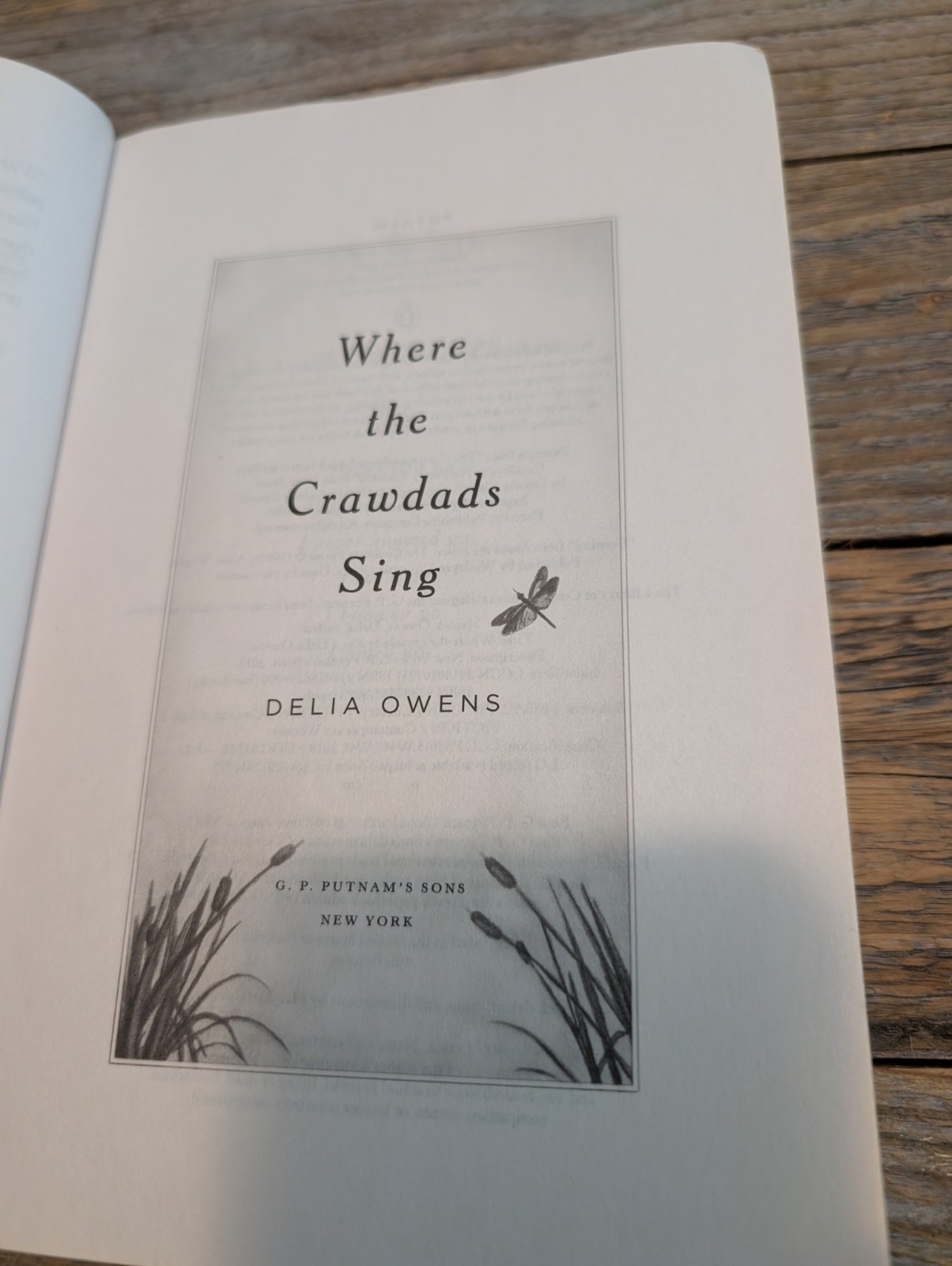 Where the Crawdads Sing: Reese’s Book Club by Delia Owens (2021, Trade…