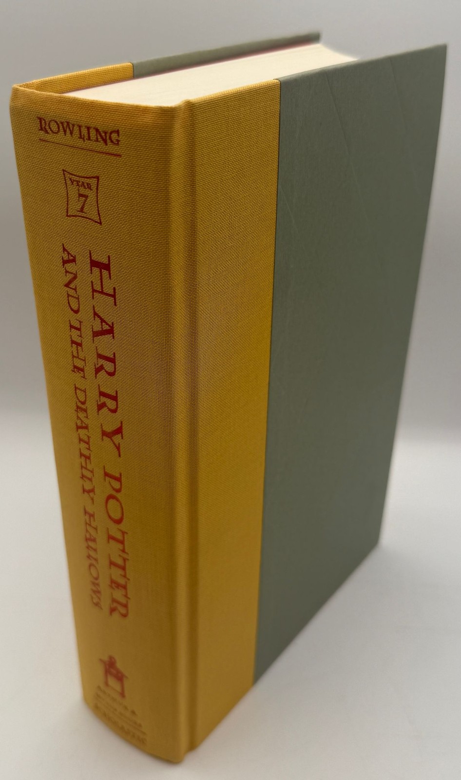 J K Rowling Harry Potter and the Deathly Hallows Hardcover 1st Edition 2007