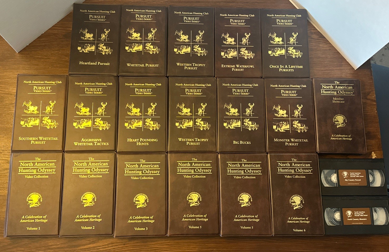 North American Hunting club VHS lot of 20!