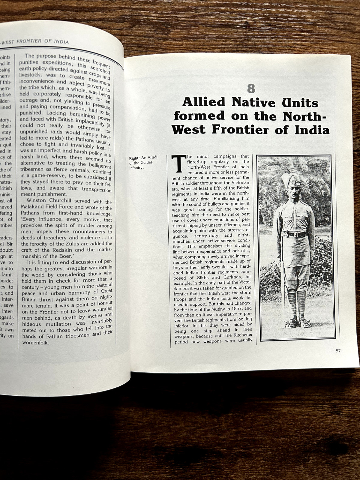 Khaki & Red: Soldiers of the Queen in India & Africa (1997) Donald Featherstone