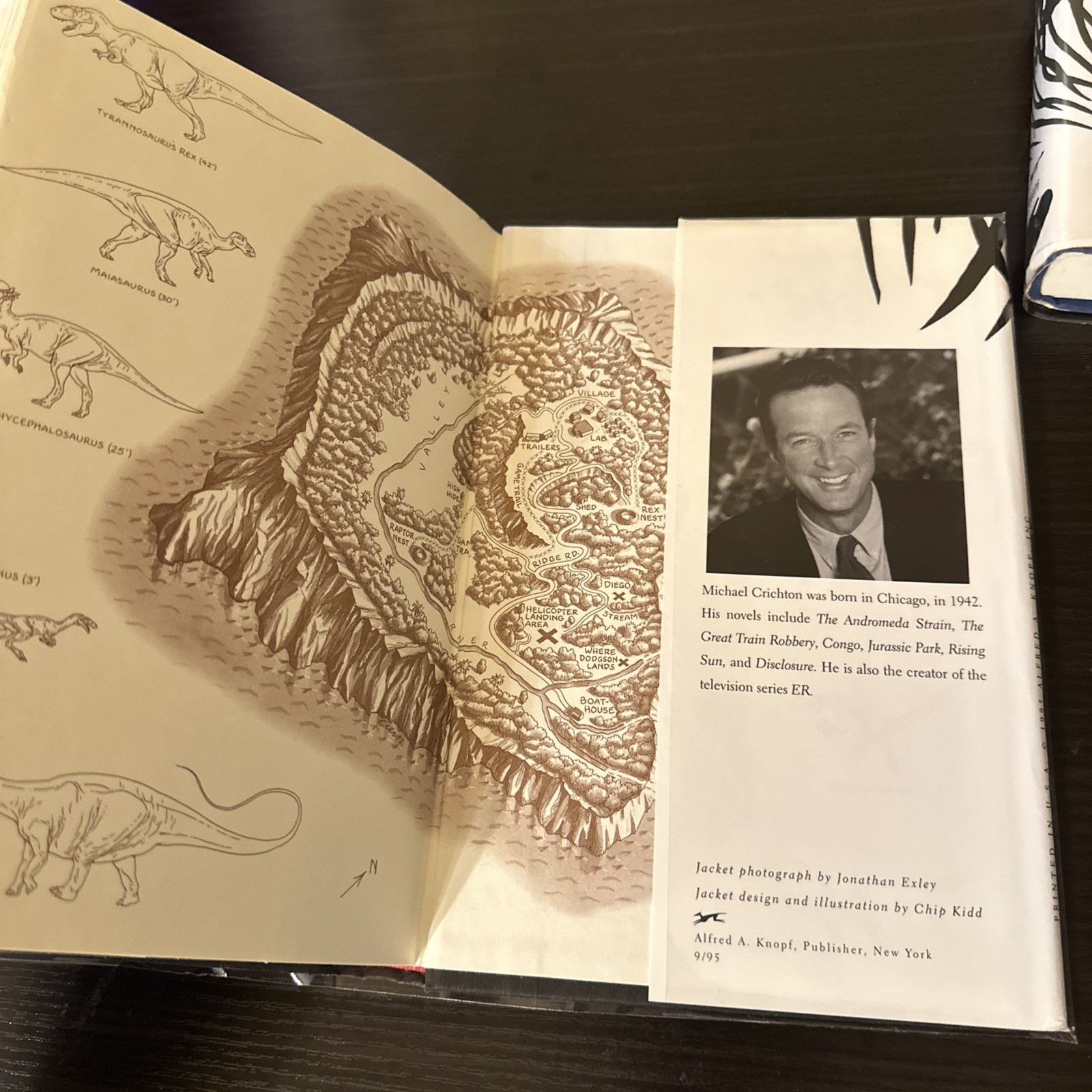Jurassic Park & The Lost World : Michael Critchton Hardcover Set