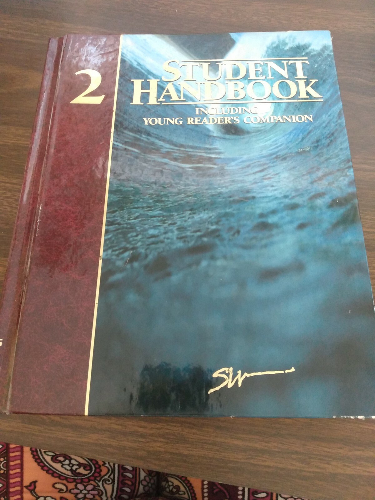 STUDENT HANDBOOK INCLUDING YOUNG READER’S COMPANION (2). (Cm)