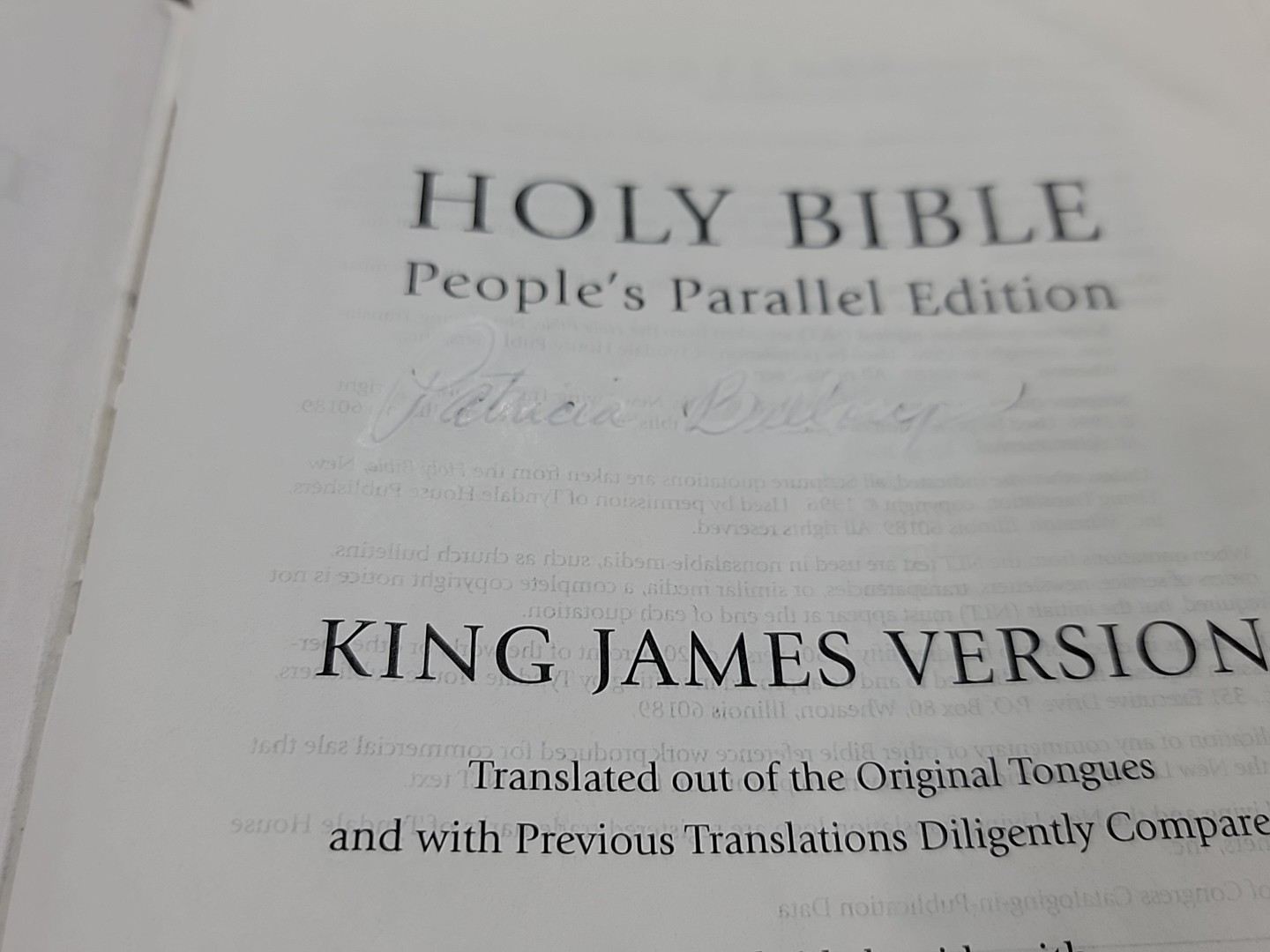 Holy Bible TBN Parallel Edition King James Version Living Translation KJV NLT