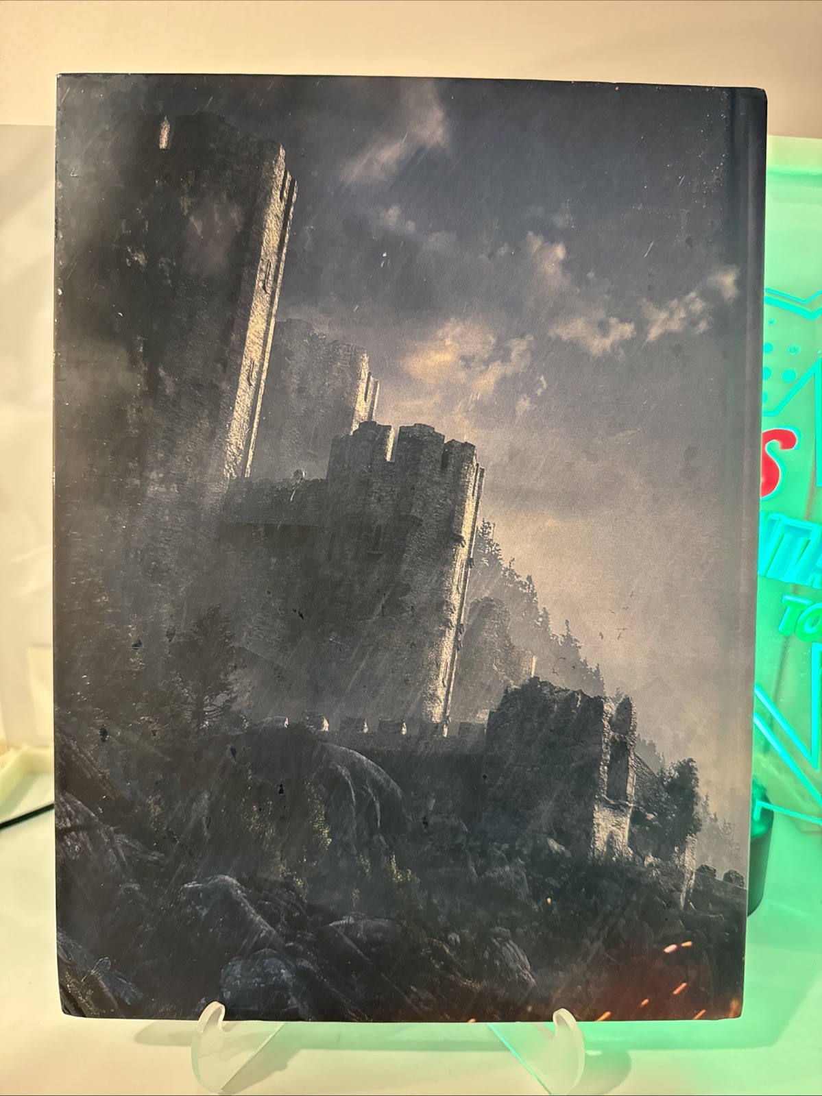 Witcher 3: Wild Hunt Official Collector’s Edition Strategy Guide