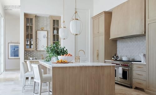 The Elegance and Comfort of Home, Wolter, Dana, Excellent Book