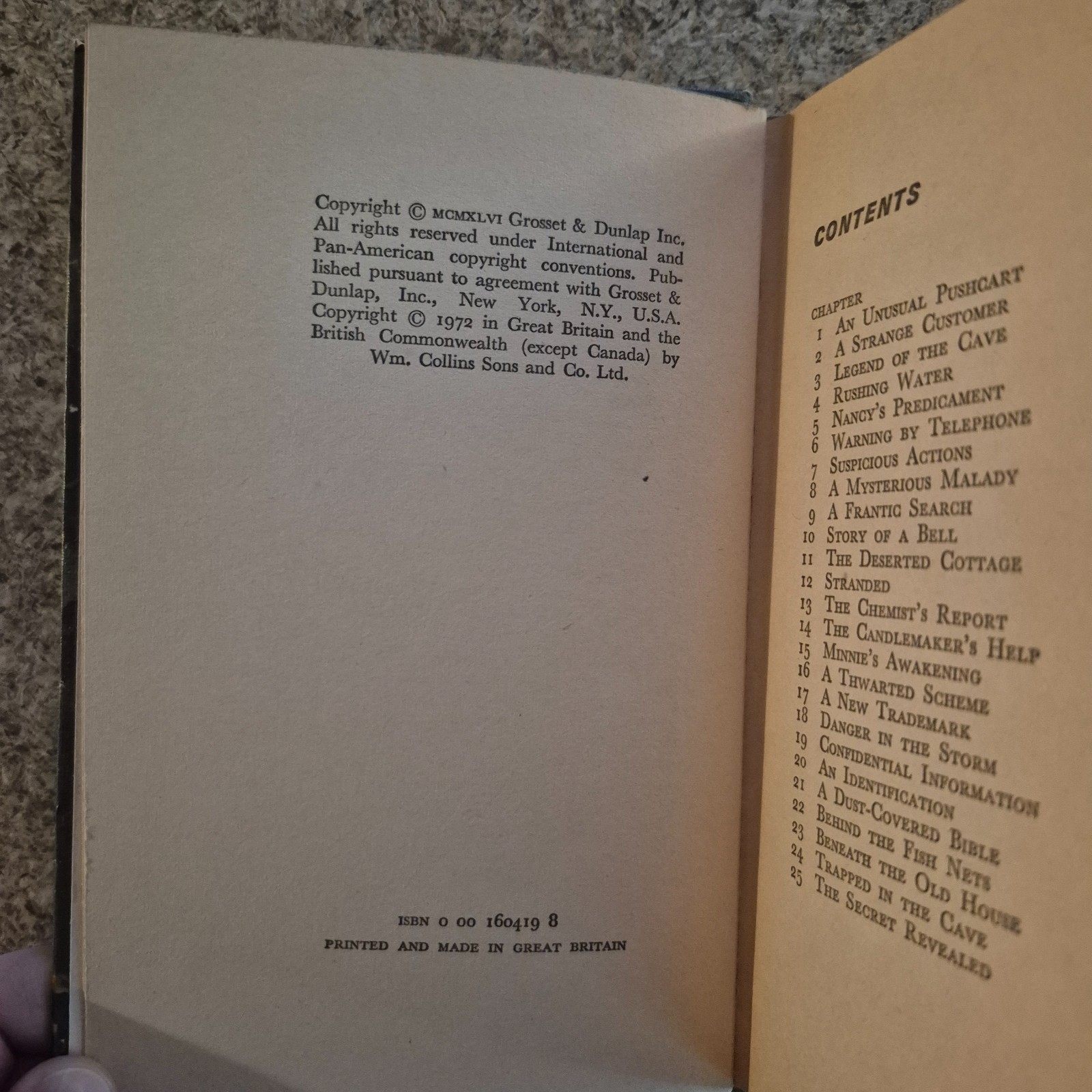 RARE BRITISH Nancy Drew Mystery of the Tolling Bell 1972 Carolyn Keene HB #19