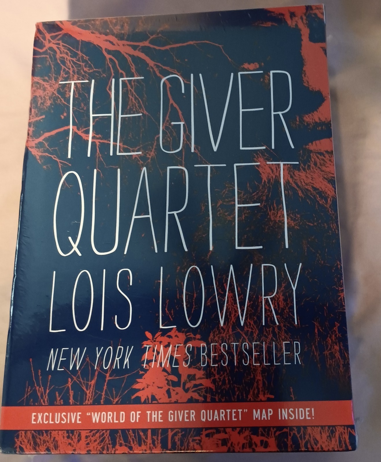 NEW SEALED The Giver Quartet 4 Book Box Set Hardcover Slipcase Lois Lowry + MAP