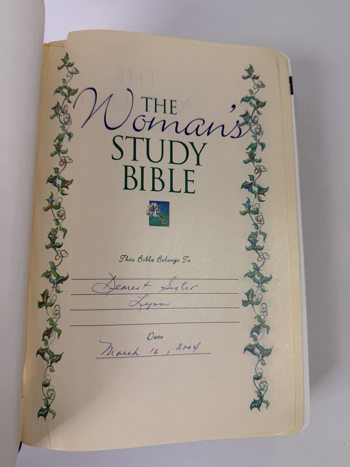 The Woman’s Study Bible NKJV Thomas Nelson 926B Blue Genuine Leather 1995