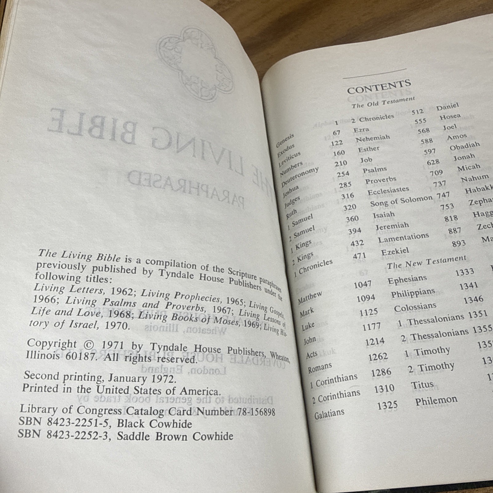 Living Bible Paraphrased Cowhide Leather Second Printing Tyndale Cowhide Green