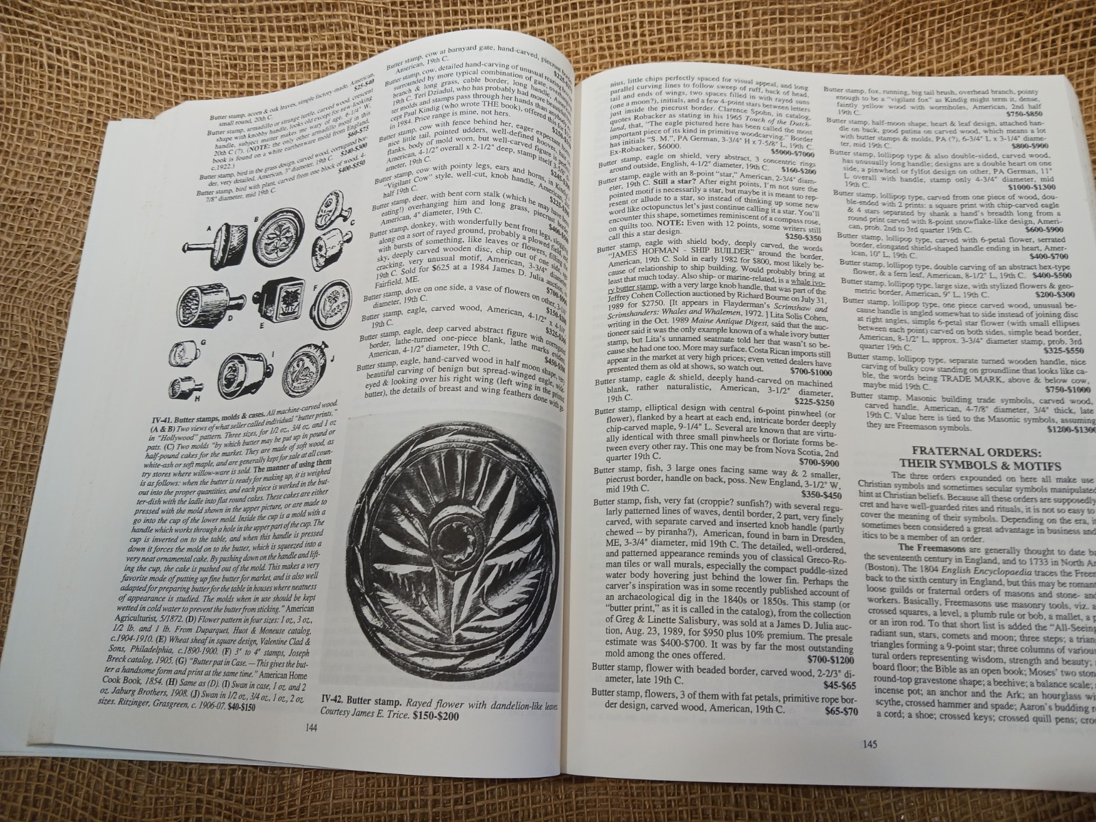 300 Years of Kitchen Collectibles : Identification and Value Guide; 4th ed.‘ PB