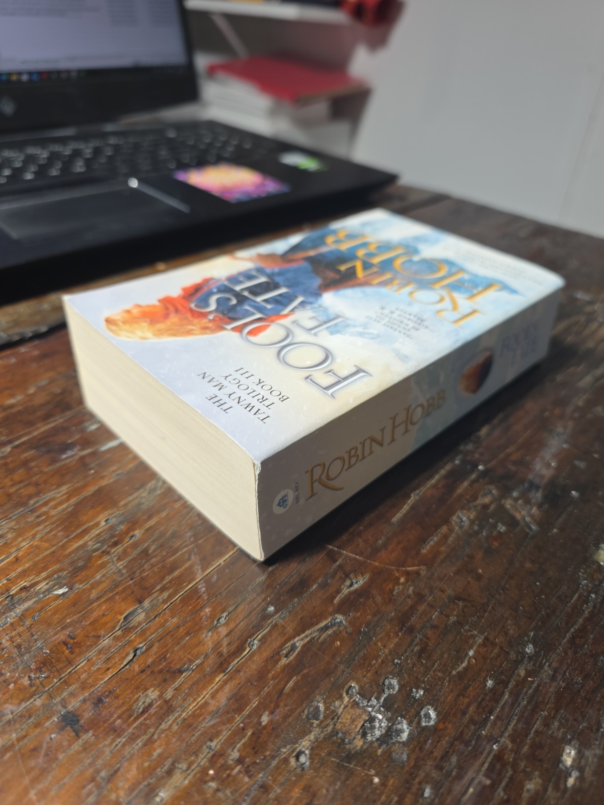 Fool’s Fate : The Tawny Man Trilogy Book III, Robin Hobb, 2004, Mass Market